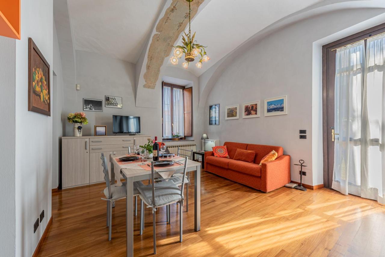 L'Antico Cedro Apartment Альба Экстерьер фото