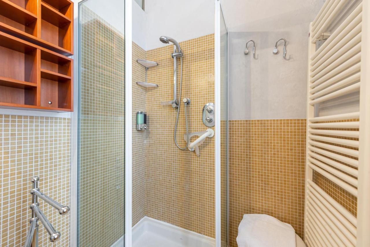 L'Antico Cedro Apartment Альба Экстерьер фото